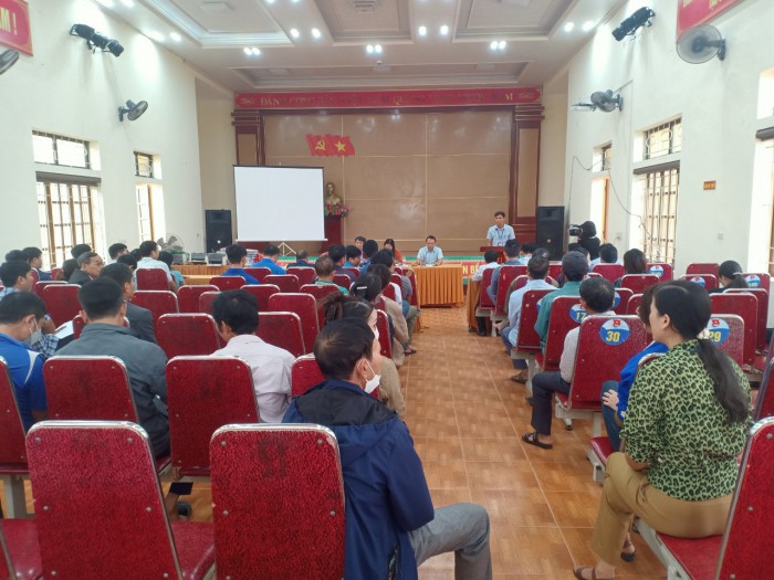 Thực hiện chương trình “Ngày Thứ 7 vì dân” để hỗ trợ, hướng dẫn người dân kê khai lập hồ sơ cấp GCN QSD đất tại xã Quỳnh Lộc