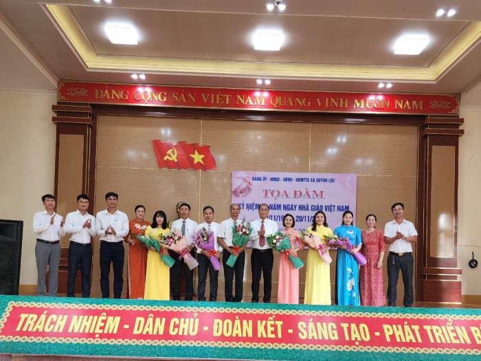 Quỳnh Lộc: Tổ chức tọa đàm kỷ niệm 40 năm ngày nhà giáo Việt Nam (20/11)