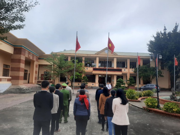 Quỳnh Lộc: Tổ chức Lễ chào cờ đầu tháng 12