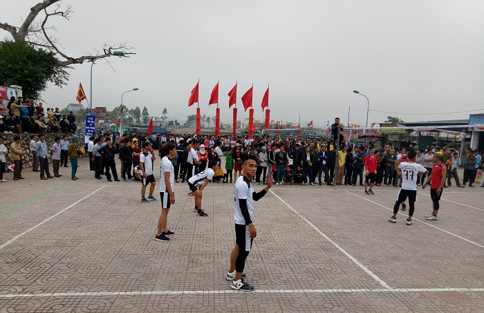 Quỳnh Lộc: Chuẩn bị lực lượng thi đấu giải bóng chuyền nam tại Lễ hội Đền Cờn Năm 2023